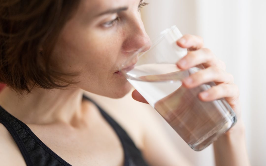 Pourquoi il est essentiel de bien s’hydrater tout au long de la journée